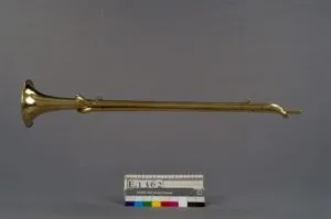 E1362-Trompette-de-Parade-600x398