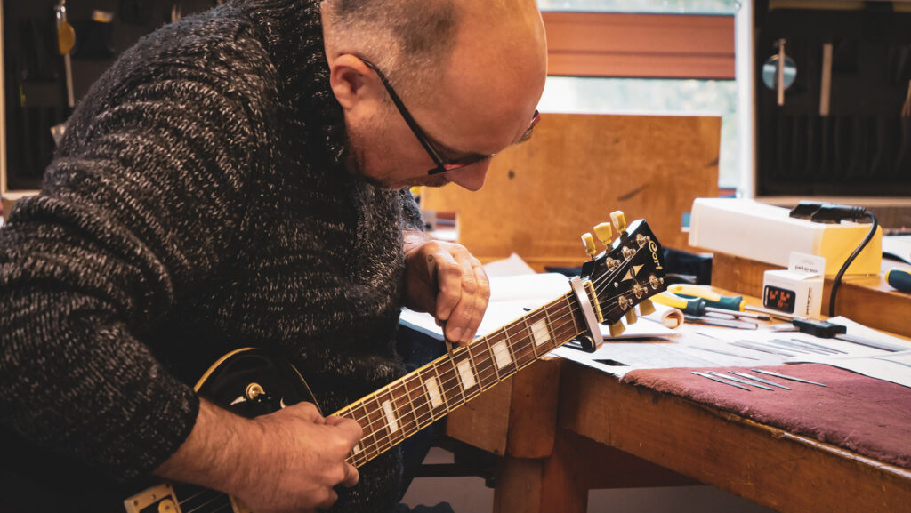 reglages guitares eclectriques